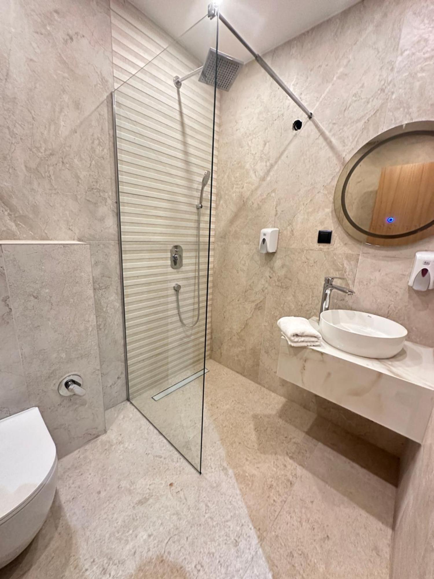 Hotel Suljovic Іліджа Екстер'єр фото