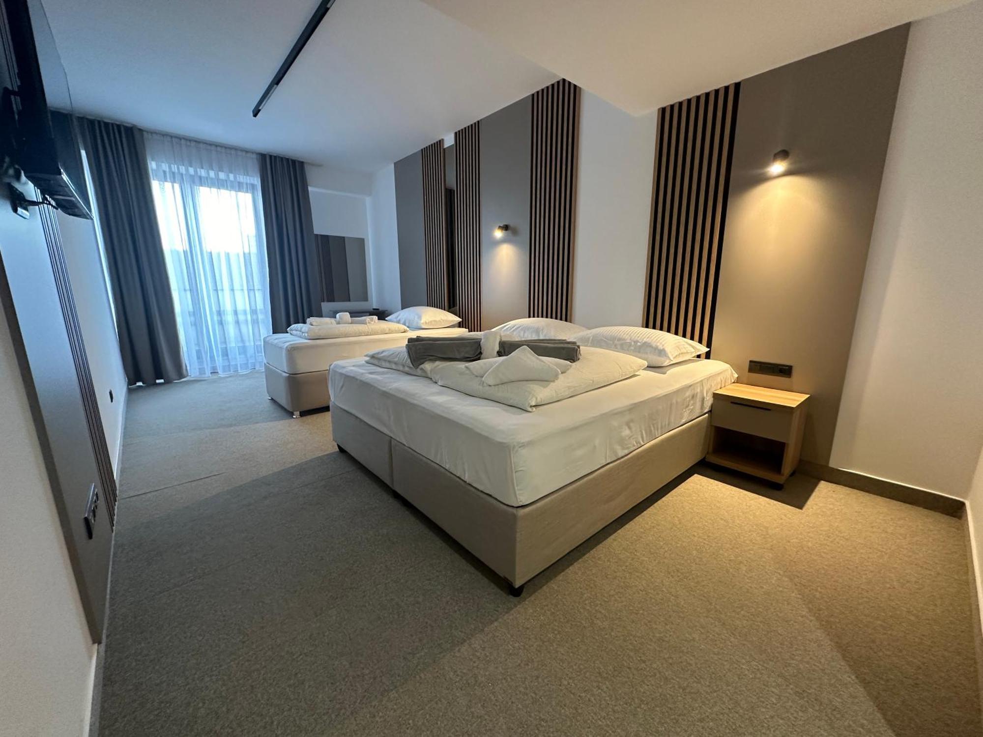 Hotel Suljovic Іліджа Екстер'єр фото