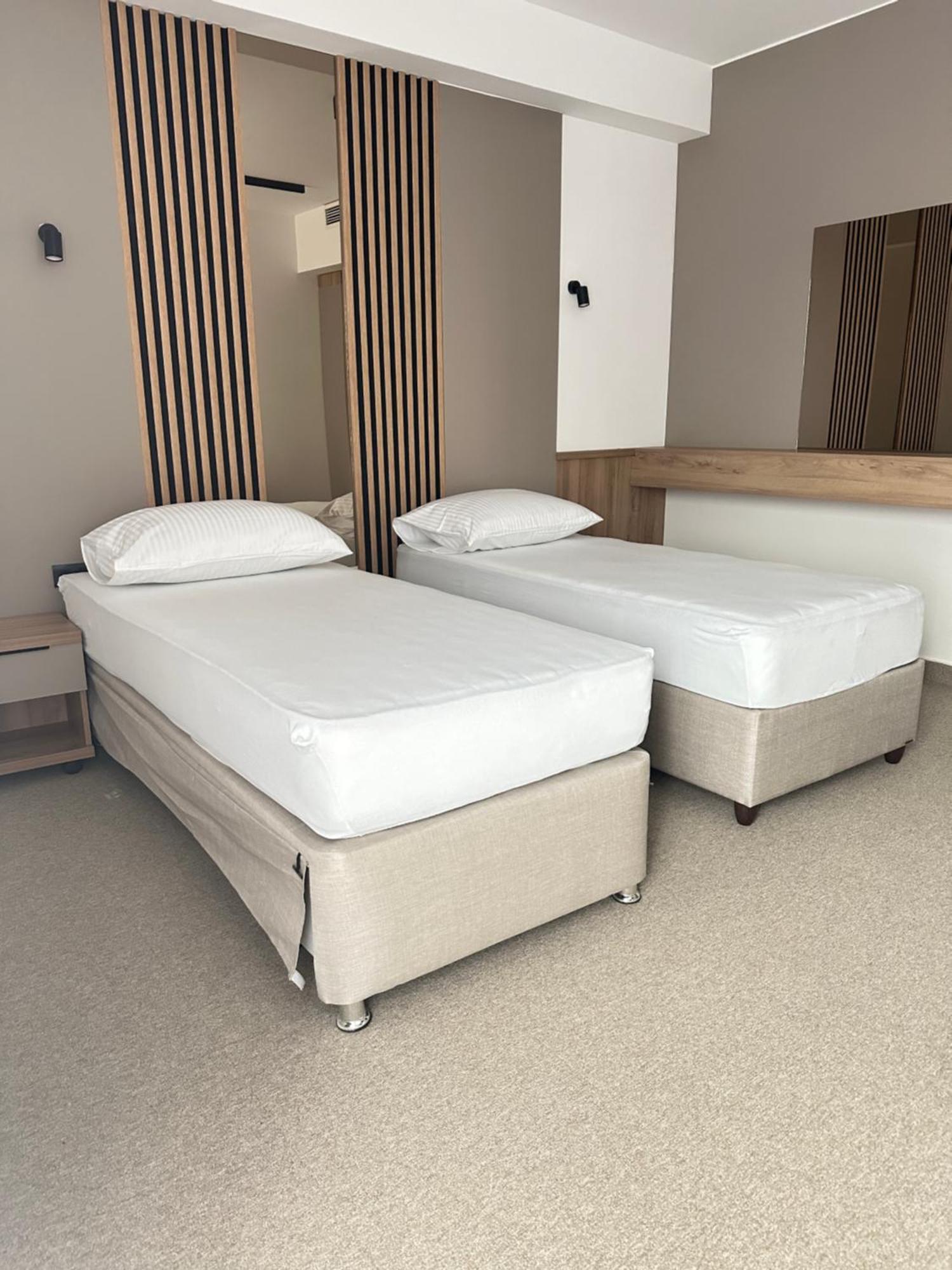 Hotel Suljovic Іліджа Екстер'єр фото