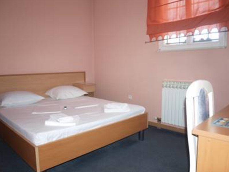 Hotel Suljovic Іліджа Екстер'єр фото